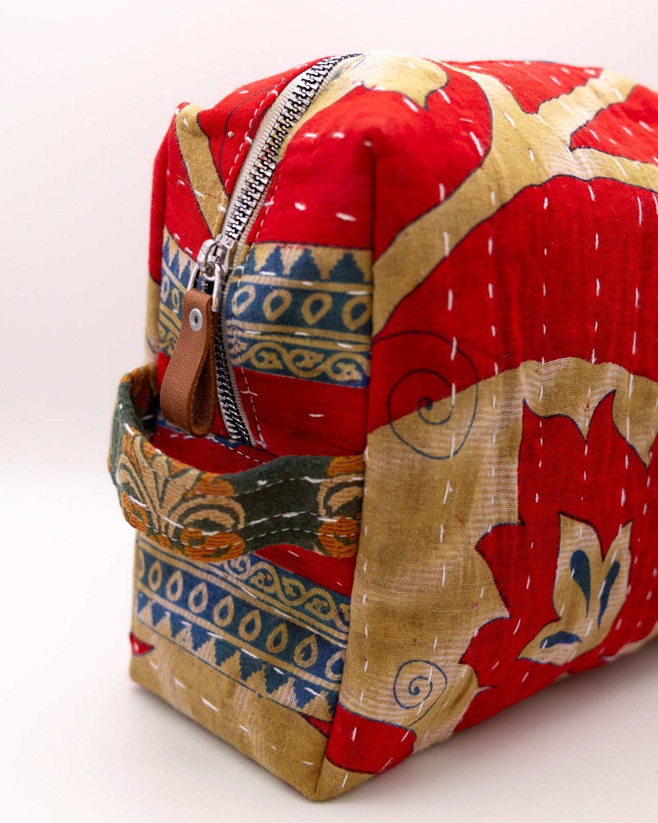 The Makeup Bag - Royal Red