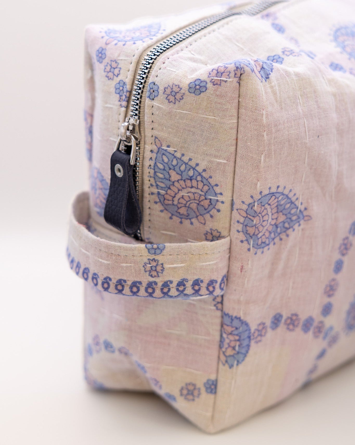 The Makeup Bag -Pastel Paisley